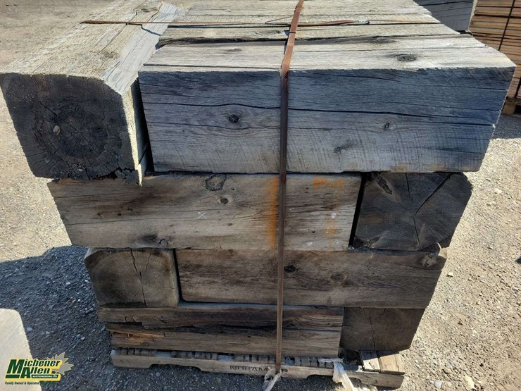 pallet-of-lumber-blocks-36"x12"x12-image-5