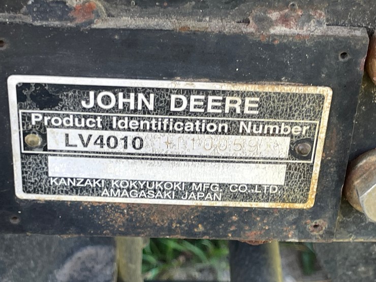 john-deere-4010-image-25