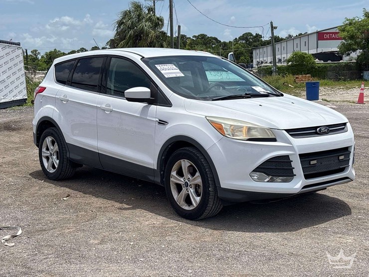 2014-ford-escape-image-2