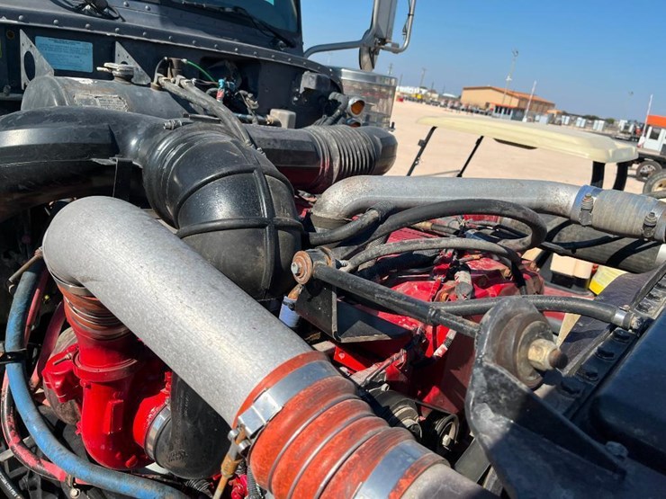 2006-peterbilt-379-image-52