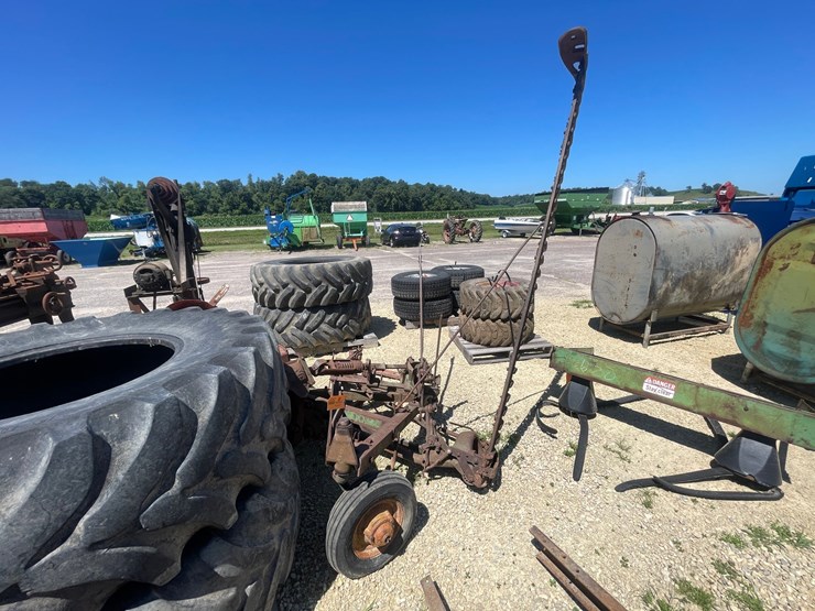 john-deere-5-image-2