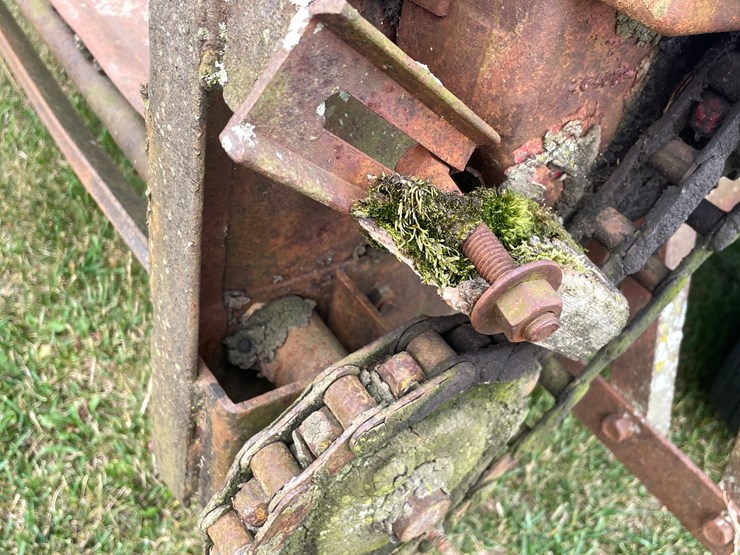 #2265-•-spreader-wagon-image-14
