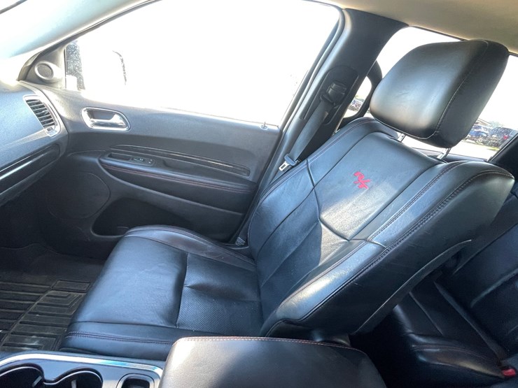 2013-dodge-durango-image-16