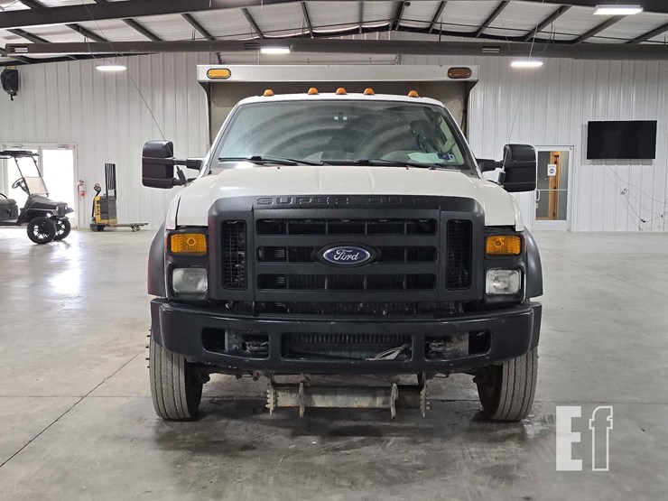 2008-ford-f550-image-7