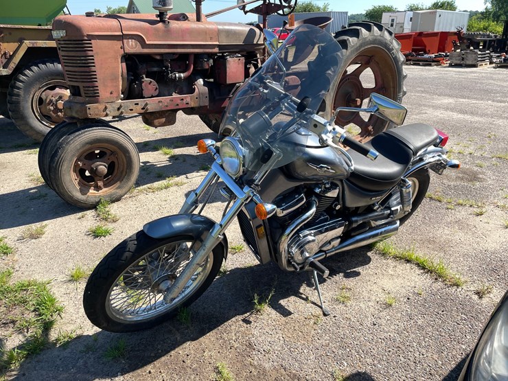 #1014-•-2005-suzuki-boulevard-s50-(has-wi-title)-image-1