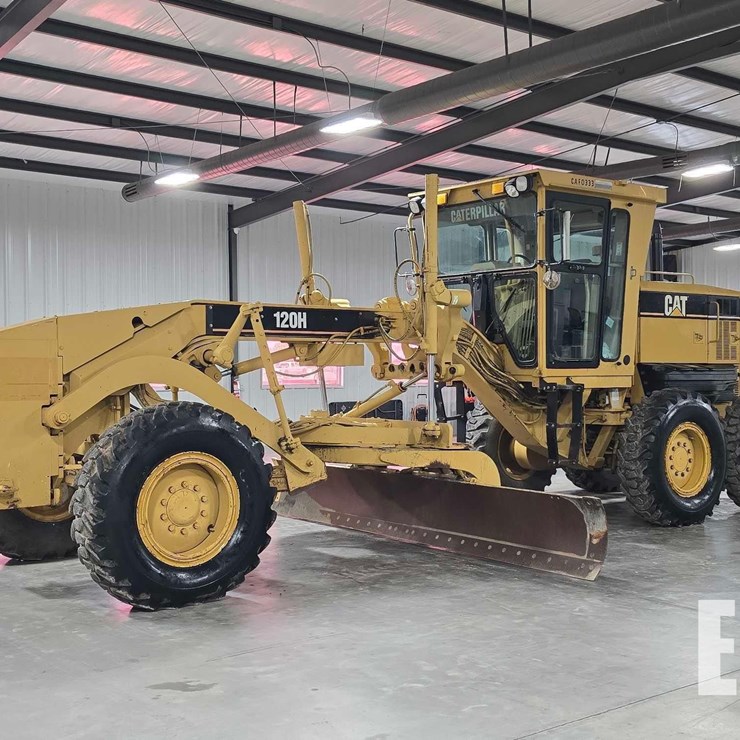 2004 CATERPILLAR 120H