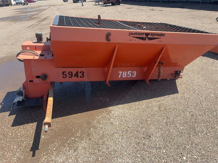 good-roads-2yd-"v"-box-image-15