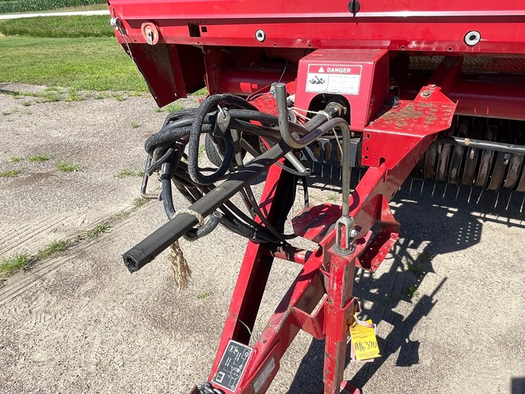 case-ih-rbx561-image-26