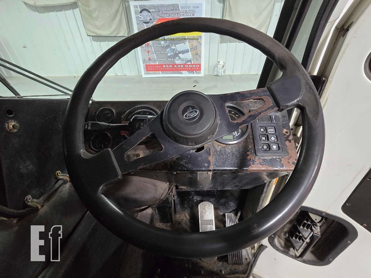 2016-mack-leu613-image-10