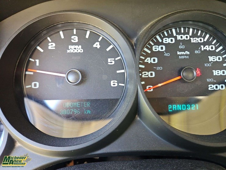 2013-chevrolet-silverado-1500-image-32