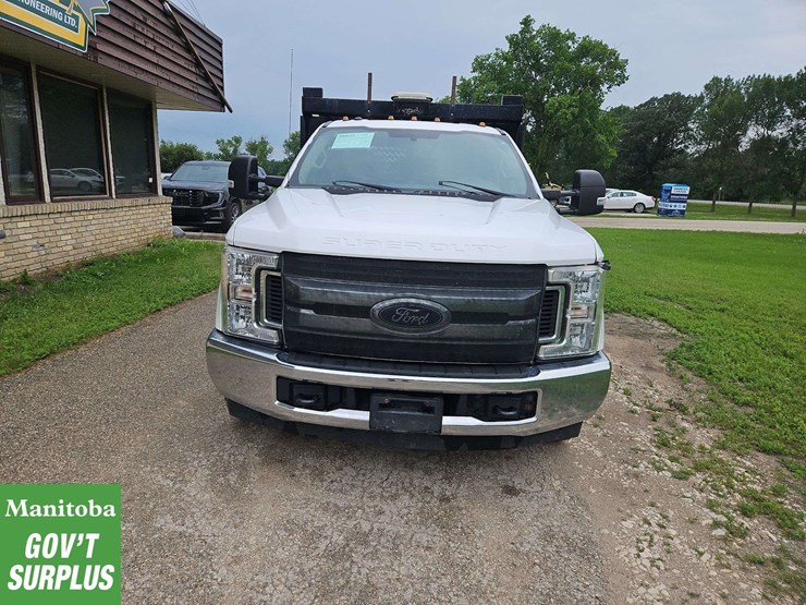 2017-ford-f350-image-3