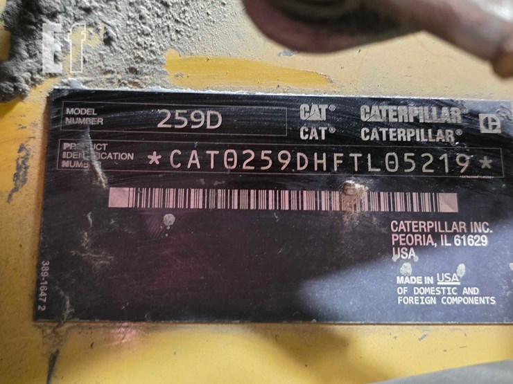 2015-caterpillar-259d-image-40