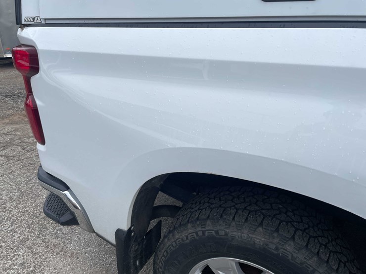 2020-chevrolet-1500-image-23