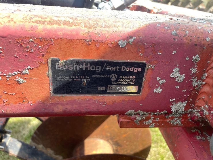 #1032-•-(9)-shank-subsoiler-image-20