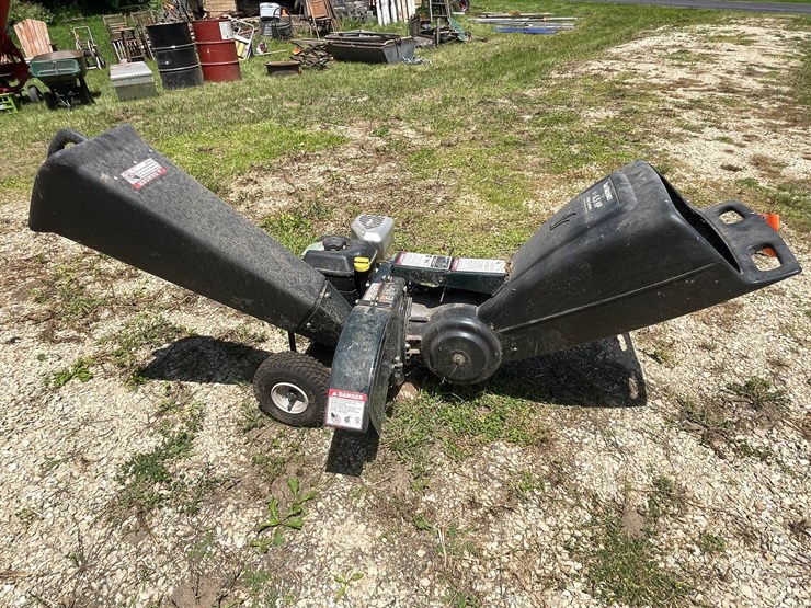 #3322-•-yard-machines-chipper-image-8