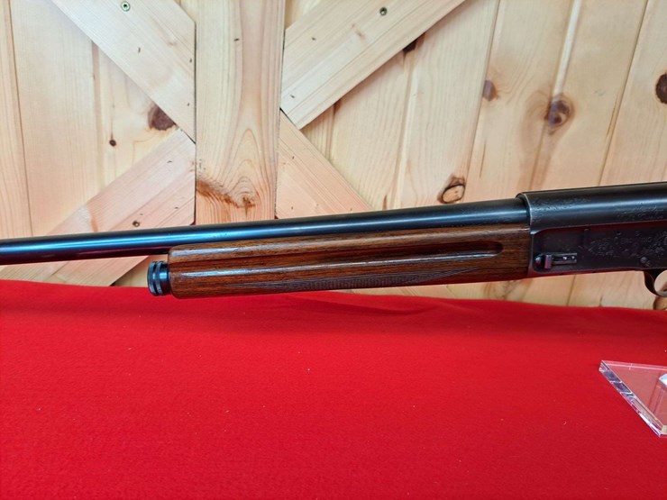 browning-a5-light-twelve-12-gauge-semiauto-shotgun-image-3
