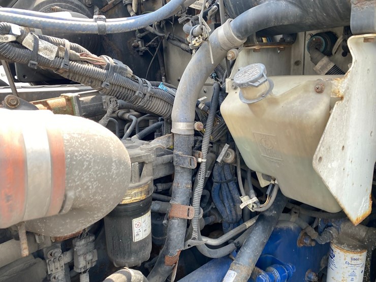 2014-kenworth-t370-bottle-gas-truck-image-64