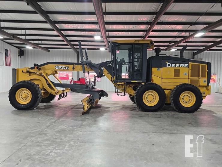 2016-deere-670g-image-5