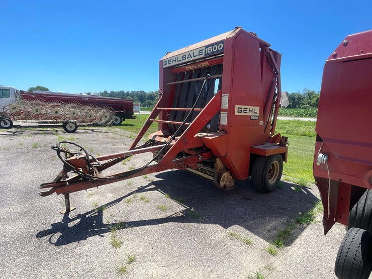 #1024-•-gehlbale-1500-baler-image-2