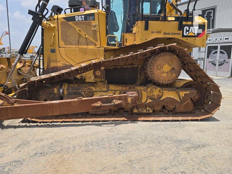2018-caterpillar-d6t-lgp-image-27