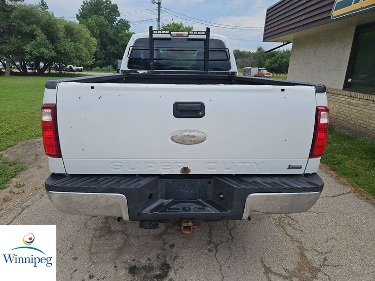 2011-ford-f250-image-8