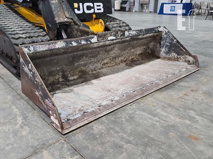 2021-jcb-3ts-8t-image-10