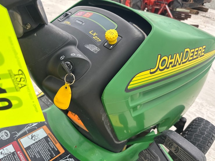 john-deere-lx277-image-11