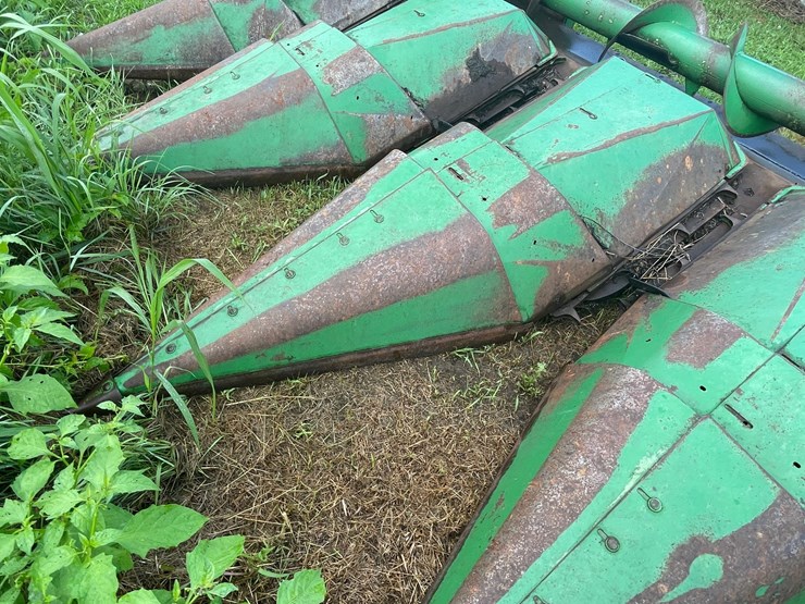 #1935-•-john-deere-(4)-row-corn-head-image-12
