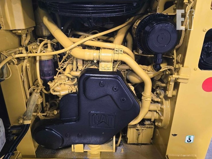 2018-caterpillar-226d-image-23
