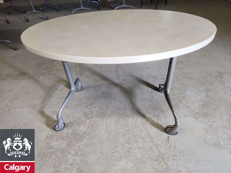small-rolling-table-image-1