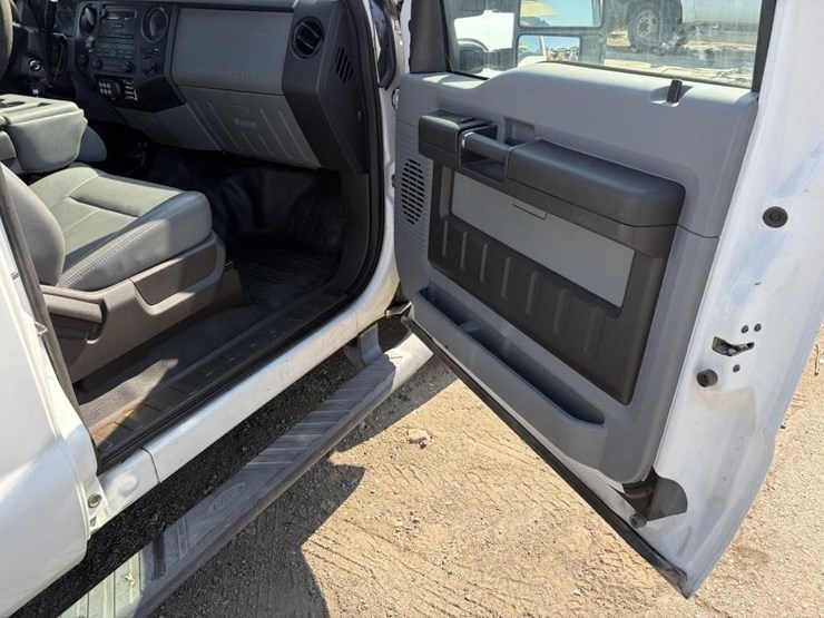 2011-ford-f250-image-10