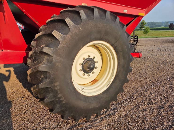 j&m-620-grain-cart-image-32