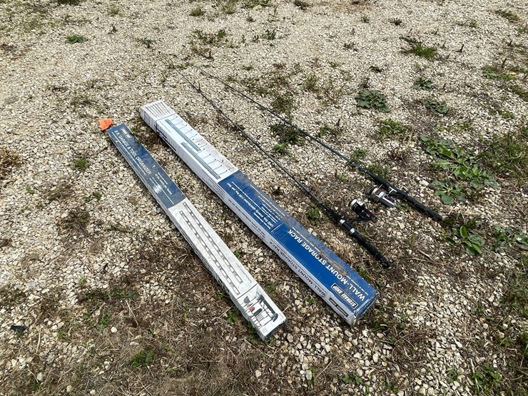 #3355-•-(2)-storage-shop-tool-organizers-and-fishing-poles-image-3
