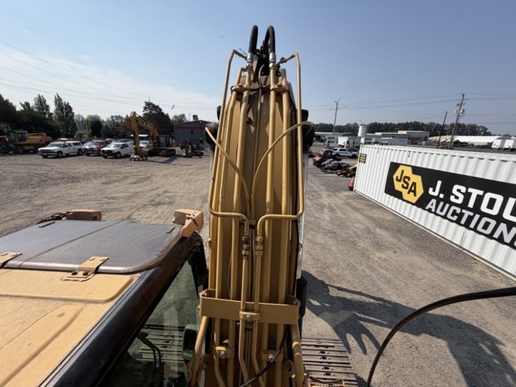 2004-caterpillar-312-image-28