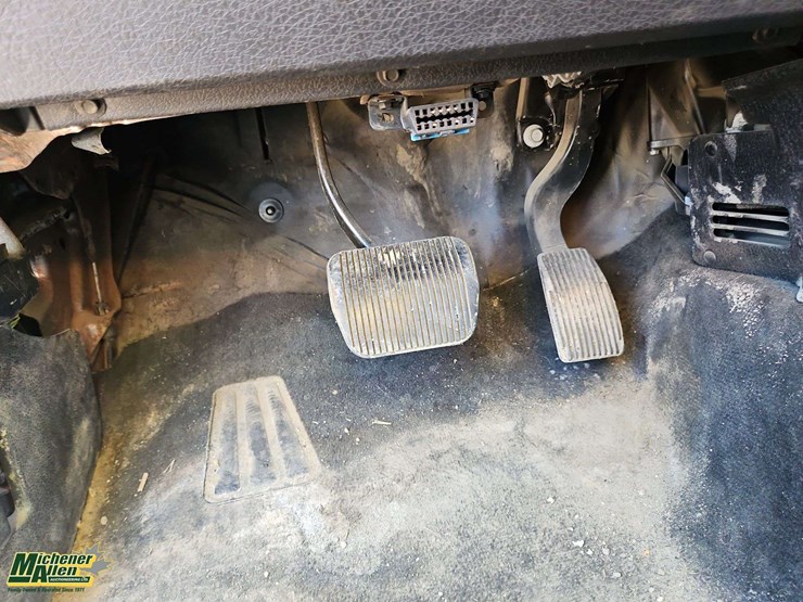 2013-ford-f150-image-24