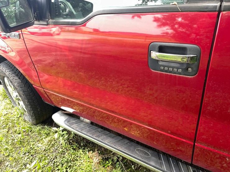 2011-ford-f150-xlt-image-38