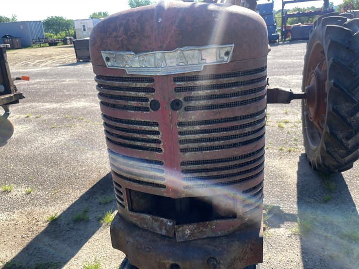 #1021-•-farmall-h-tractor-image-30