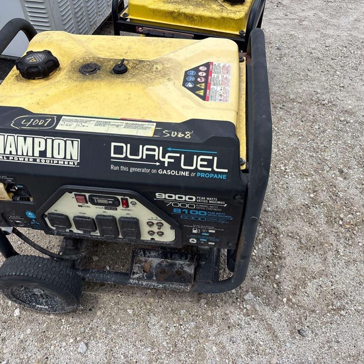 2017 Champion 100155 Portable Gas/LPG Generator