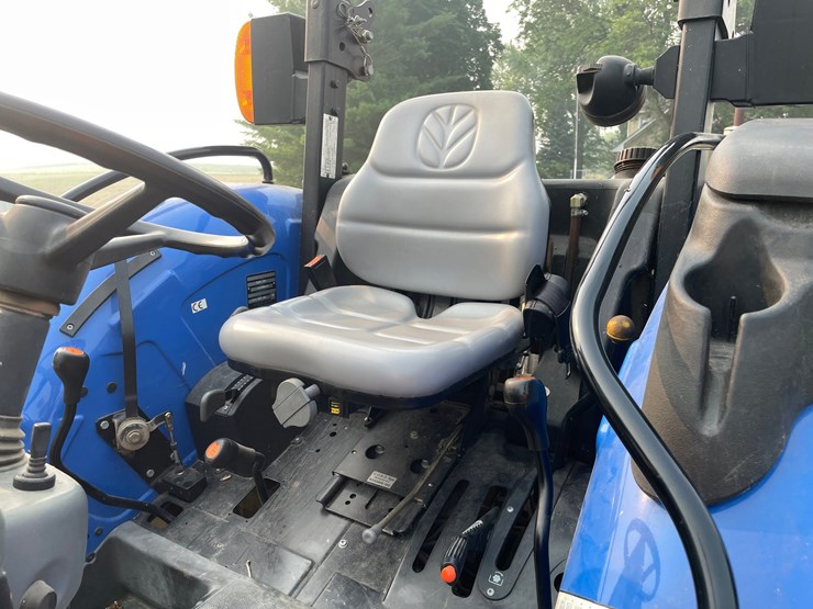 2004-new-holland-tn60a-image-14