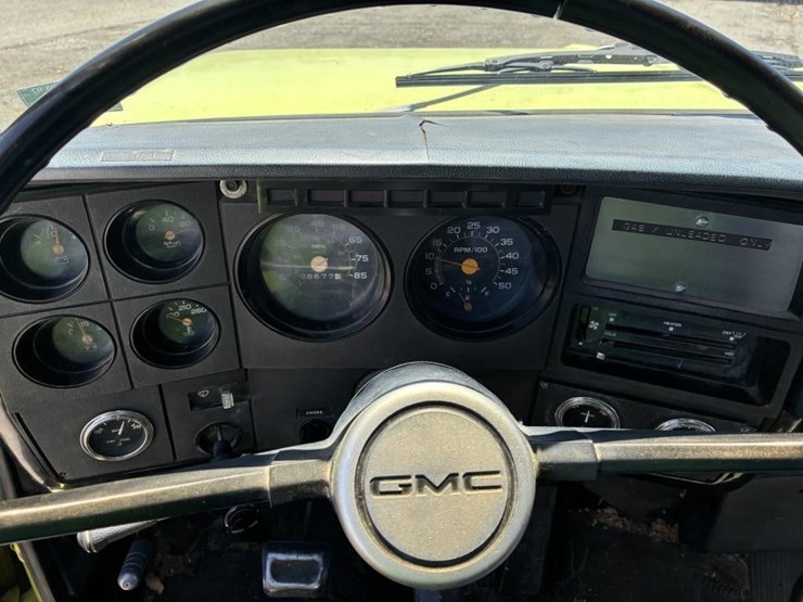 1983-gmc-c6000-firetruck-image-16