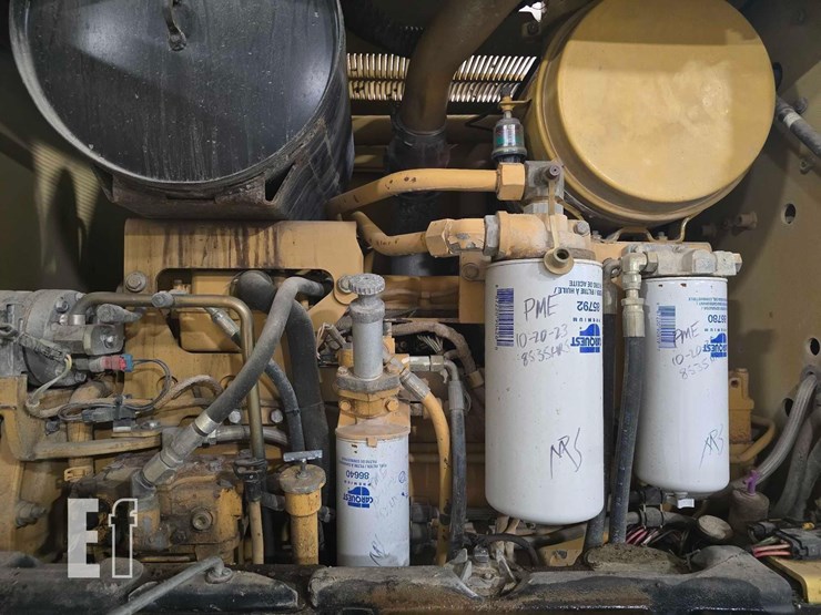2006-caterpillar-140h-image-24