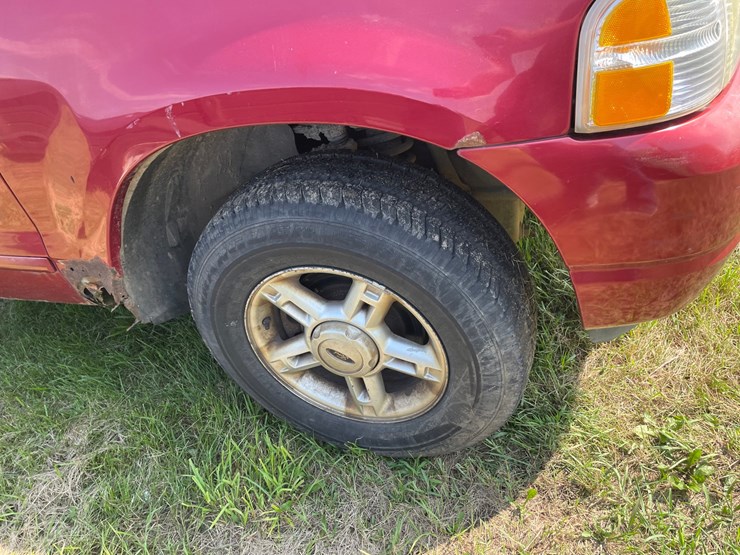 2005-ford-explorer-image-17