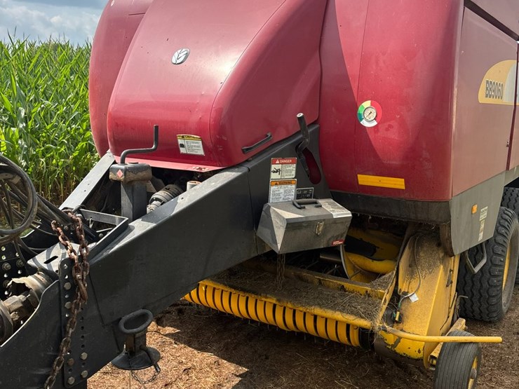 2011-new-holland-bb9060-image-3