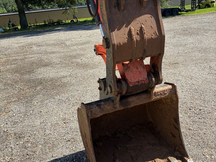 #2312-•-kubota-kxo80-4-excavator-image-6