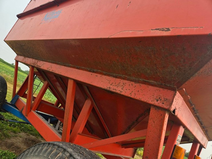killbros-385-gravity-wagon-on-killbros-1386-running-gear-image-13