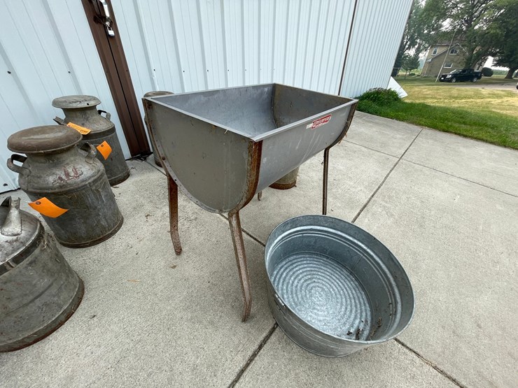 #2314-•-wheeling-steel-galvanized-tub-and-universal-sink-image-7