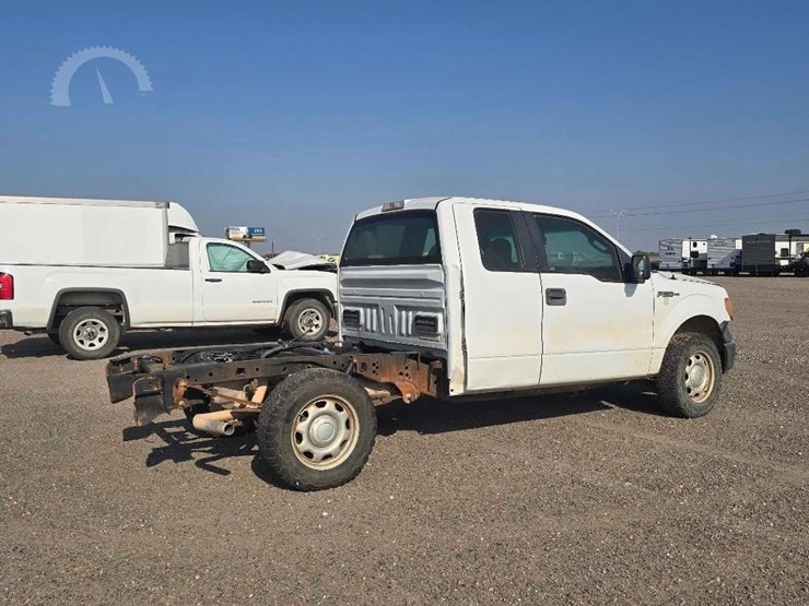 2010-ford-f150-xl-image-3