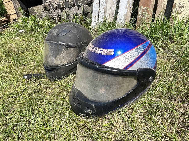 #3234-•-(2)-helmets-image-1
