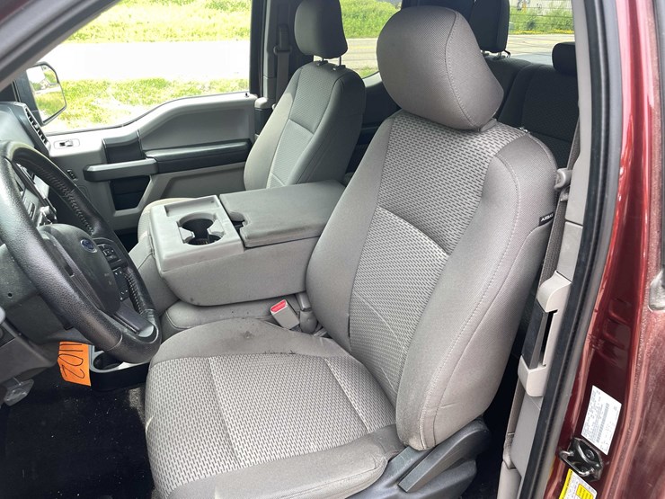 2016-ford-f150-xlt-image-54