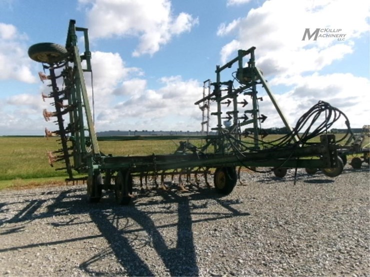 john-deere-1000-image-3